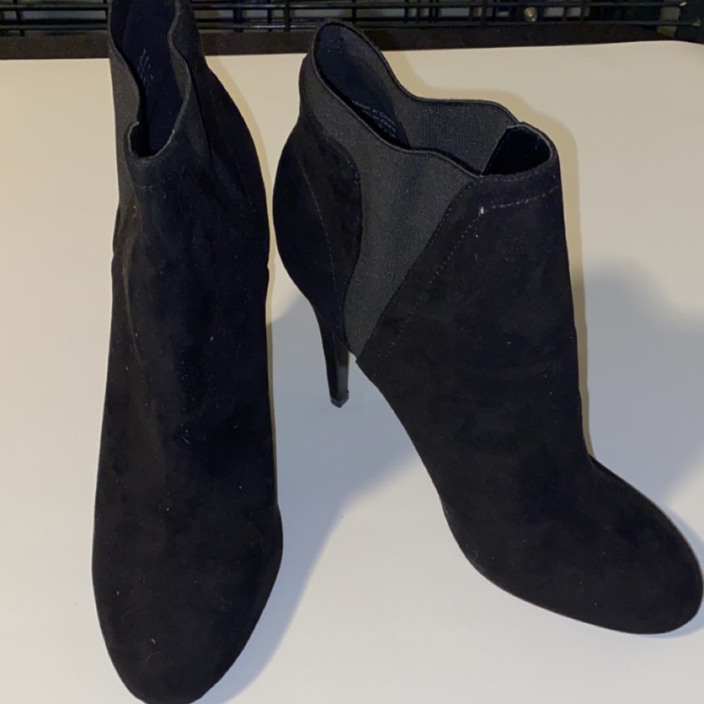 NEW BLACK SUEDE HIGH HEEL BOOTS| US Size 10| ALDO